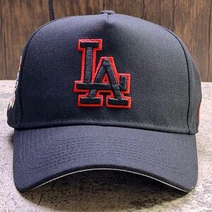 New Era 9Forty SnapBack Cap Los Angeles Dodgers 100yr Side Patch Black Red Grey